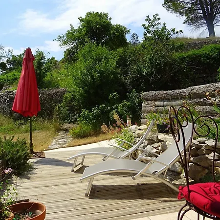 Bed & Breakfast Mas Saint-Joseph 3*