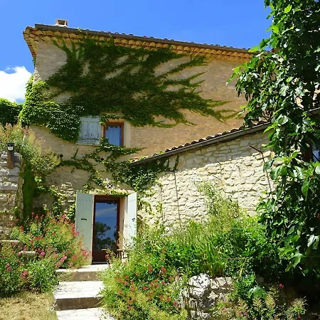Bed & Breakfast Mas Saint-Joseph 3*