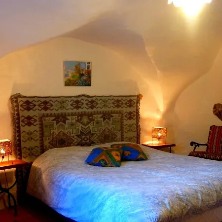 Bed & Breakfast Mas Saint-Joseph 3*