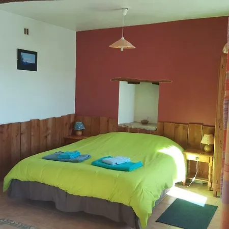 Mas Saint-Joseph Bed & Breakfast